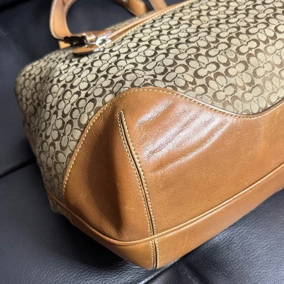 Coach Tan and Camel Brown Leather Handbag - Picture 4 of 15